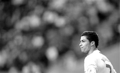 名宿：我不会让弗拉泰西当替补，任何比赛任何对手他都能进球（名宿力挺弗拉泰西：绝不让他打替补，对任何对手都能破门）