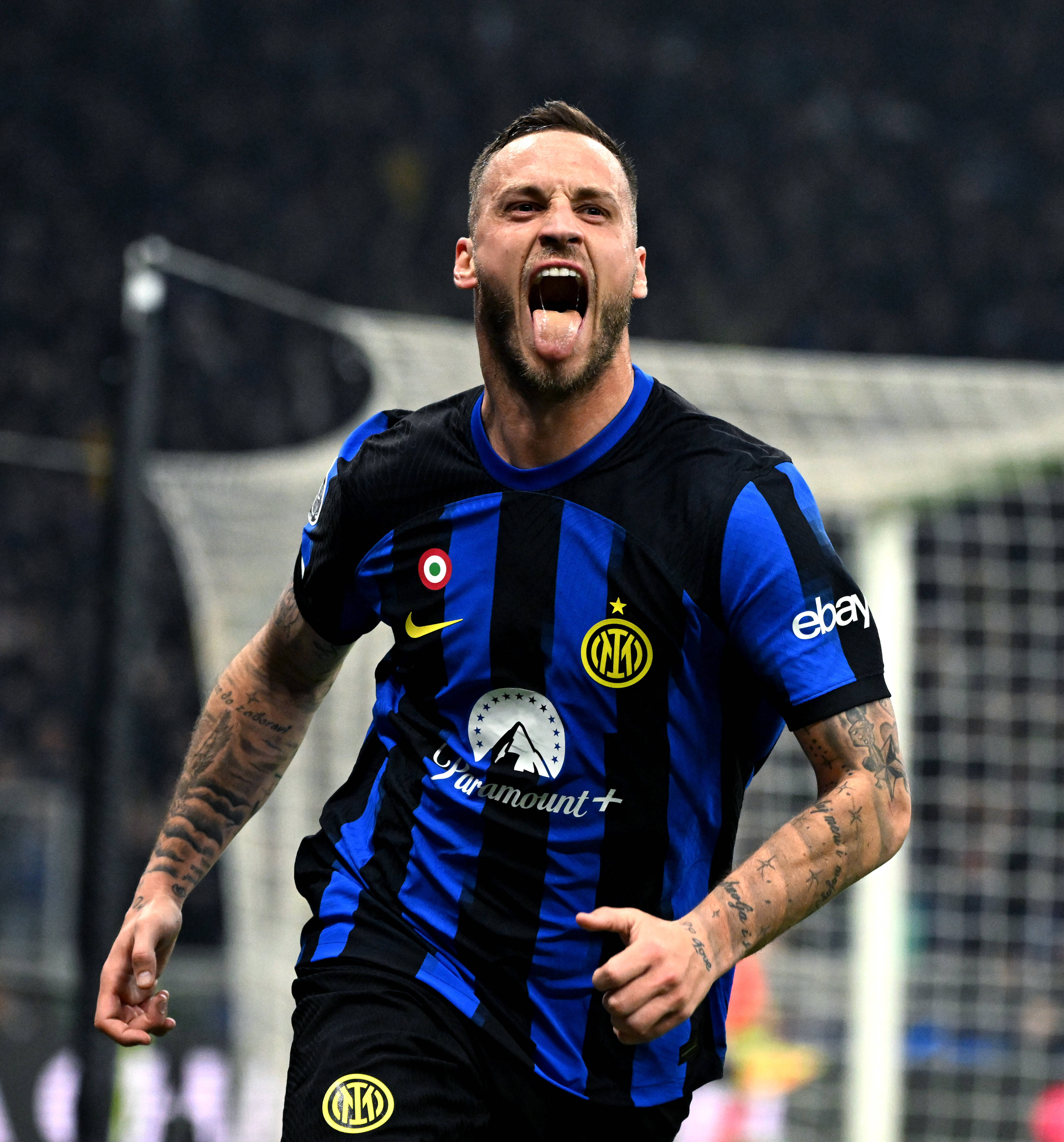 程进：弗兰克希望球迷不只是记得他一人，继续支持新一代球员（程进：弗兰克盼球迷不只记得他，更要支持新生代球员）