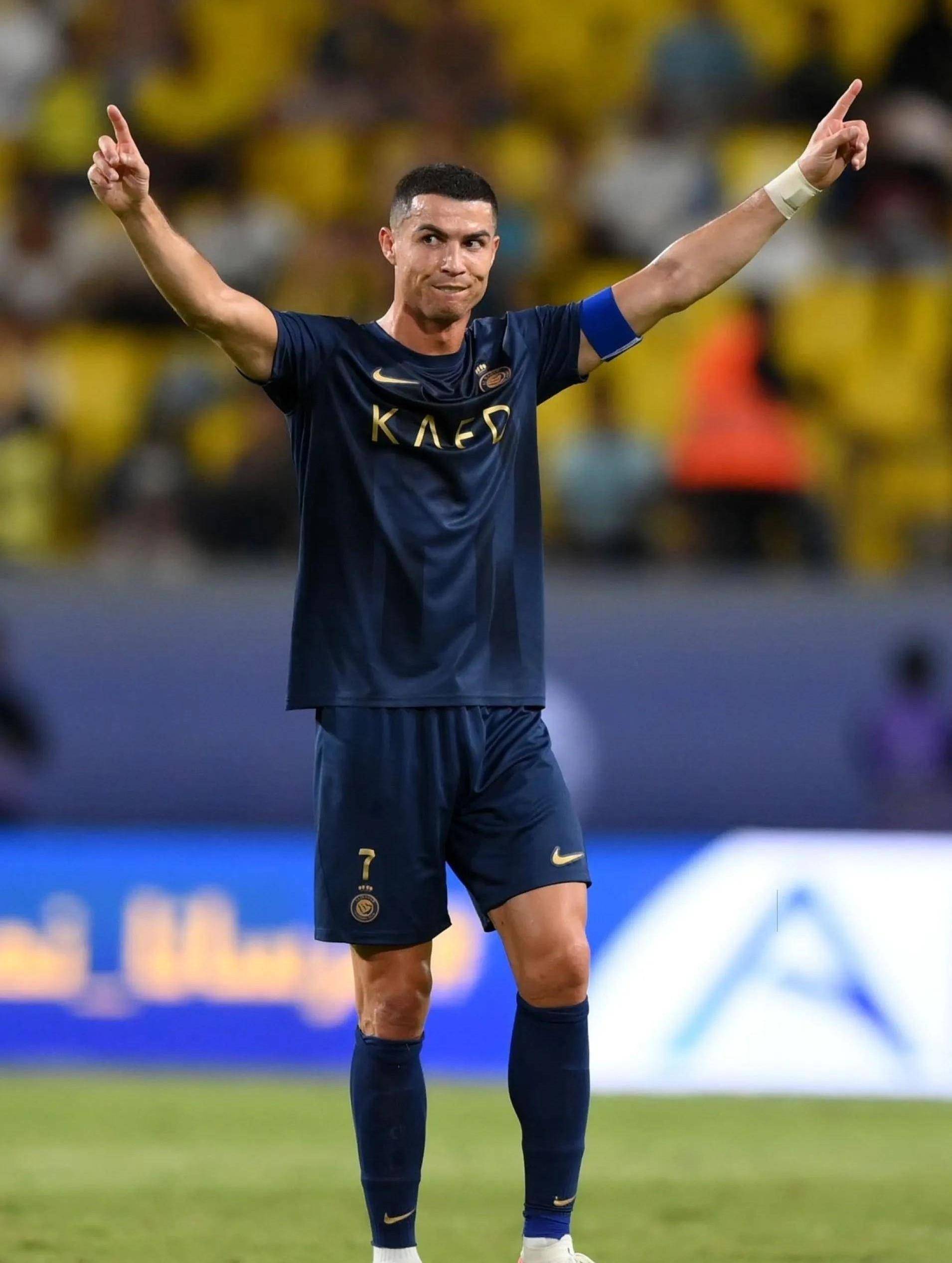 埃尔坎：斯帕莱蒂拥有经验，他必须带领尤文赢球（埃尔坎：斯帕莱蒂经验丰富，必须率领尤文取胜）