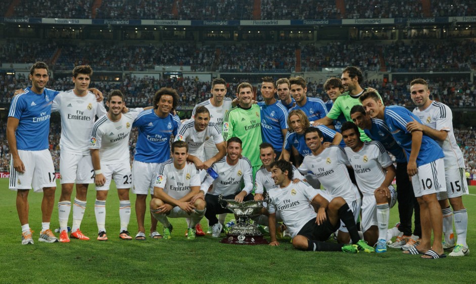 贝蒂斯迎战巴塞罗那：西甲第15轮焦点战一触即发！（贝蒂斯大战巴塞罗那：西甲第15轮巅峰对决即将开战）