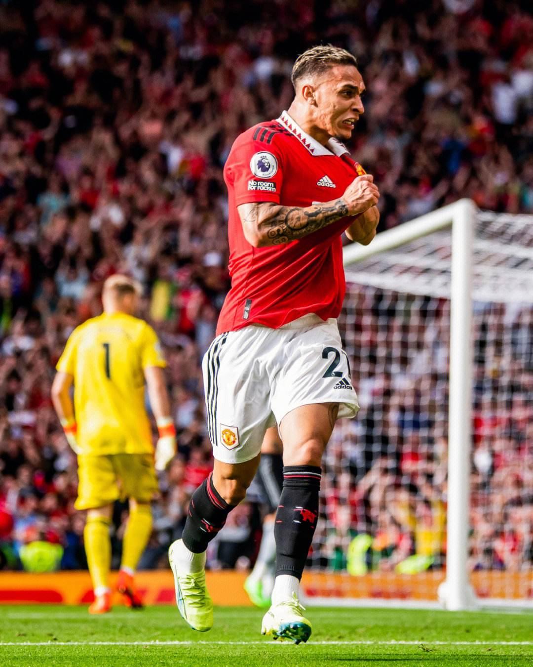 马尔基西奥玩皇马传奇二选一：C罗＞齐达内、大罗（马尔基西奥评皇马传奇对决：C罗力压齐达内与大罗）