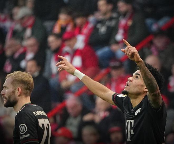 博格自言过早退役很愚蠢，梅总前教练找到下家，李娜出战表演赛（博格称过早退役太愚蠢，梅总前教练另觅东家，李娜将出战表演赛）