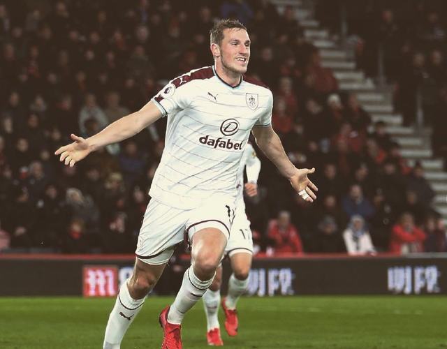 足协杯决赛门票共3.2万张，分区可能会根据售票情况调整（足协杯决赛投放3.2万张门票，分区将随销售情况动态调整）