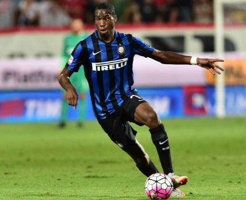 型男四连拍！📷（镜头连发四张，型男出镜！📷）