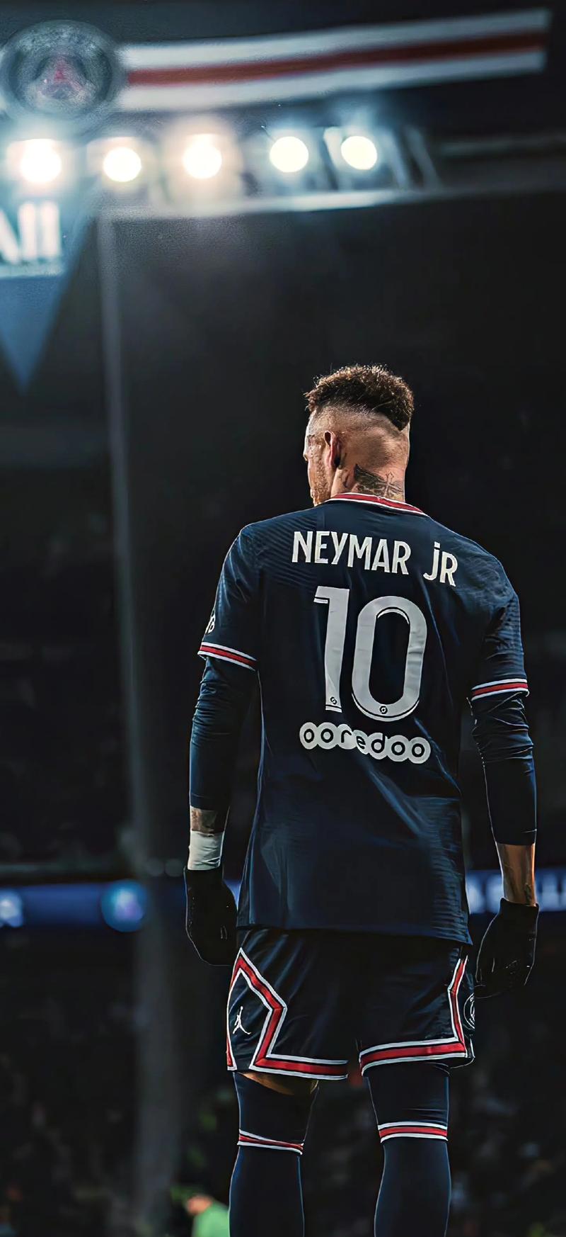 米体：国米想让邓弗里斯在意超杯半决赛对阵博洛尼亚时复出（米体：国米计划让邓弗里斯在意超杯半决赛对博洛尼亚时回归）