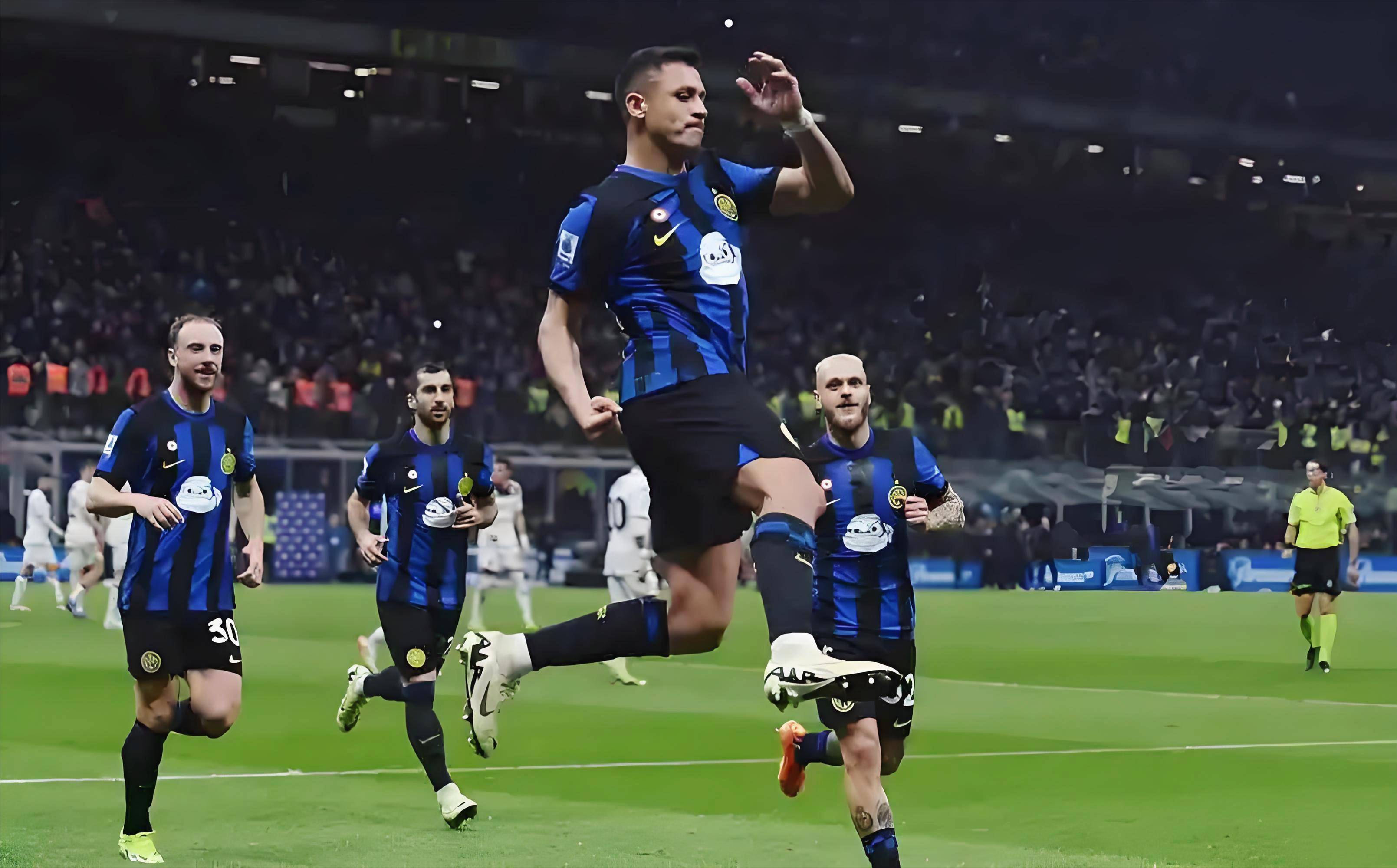 碾压！詹姆斯生涯对阵猛龙58胜18负，场均28+8+7（詹皇统治猛龙：生涯58胜18负，场均28分8板7助）