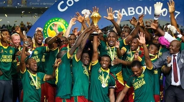 B席达成欧冠百场里程碑，成葡萄牙球员第四人（B席欧冠百场达成，跻身葡萄牙第4人）