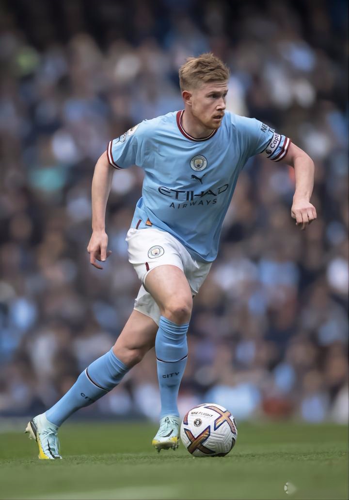 蒂亚戈创造小蜜蜂英超开局12轮最多进球纪录，超越姆伯莫、托尼（蒂亚戈刷新小蜜蜂英超前12轮进球纪录，力压姆伯莫与托尼）